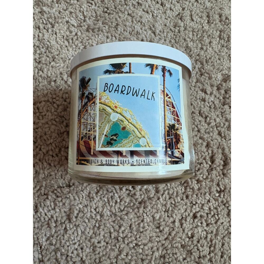 Bath and Body Works Boardwalk Candle 0